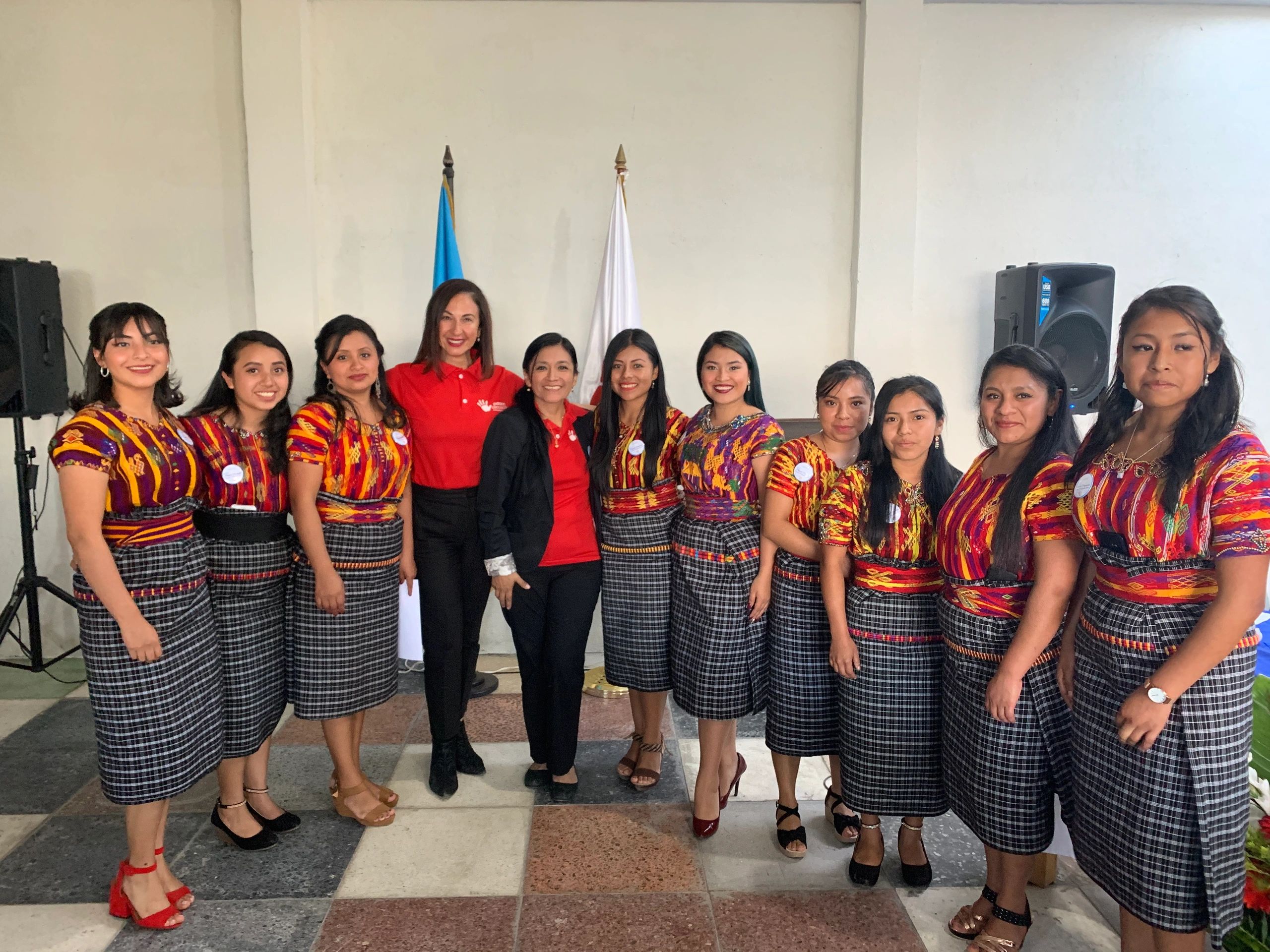 Mujeres Guatemala textiles tradicionales